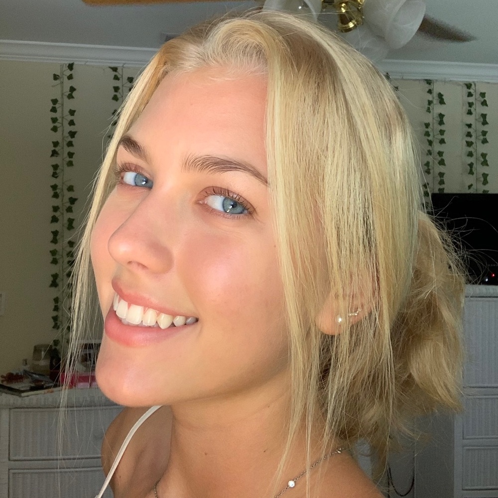 Meet your Posher, Maryclaire